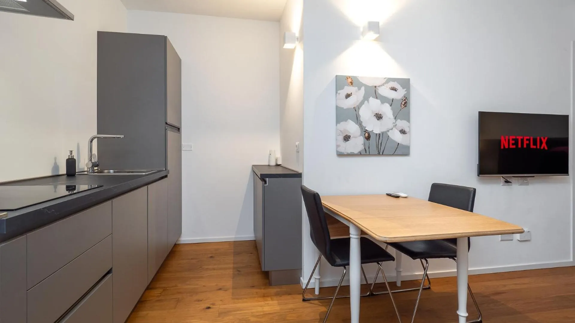 Apartment Citylife-Duomo Comfort Suite & Metro A 2 Minuti! Milan Italy